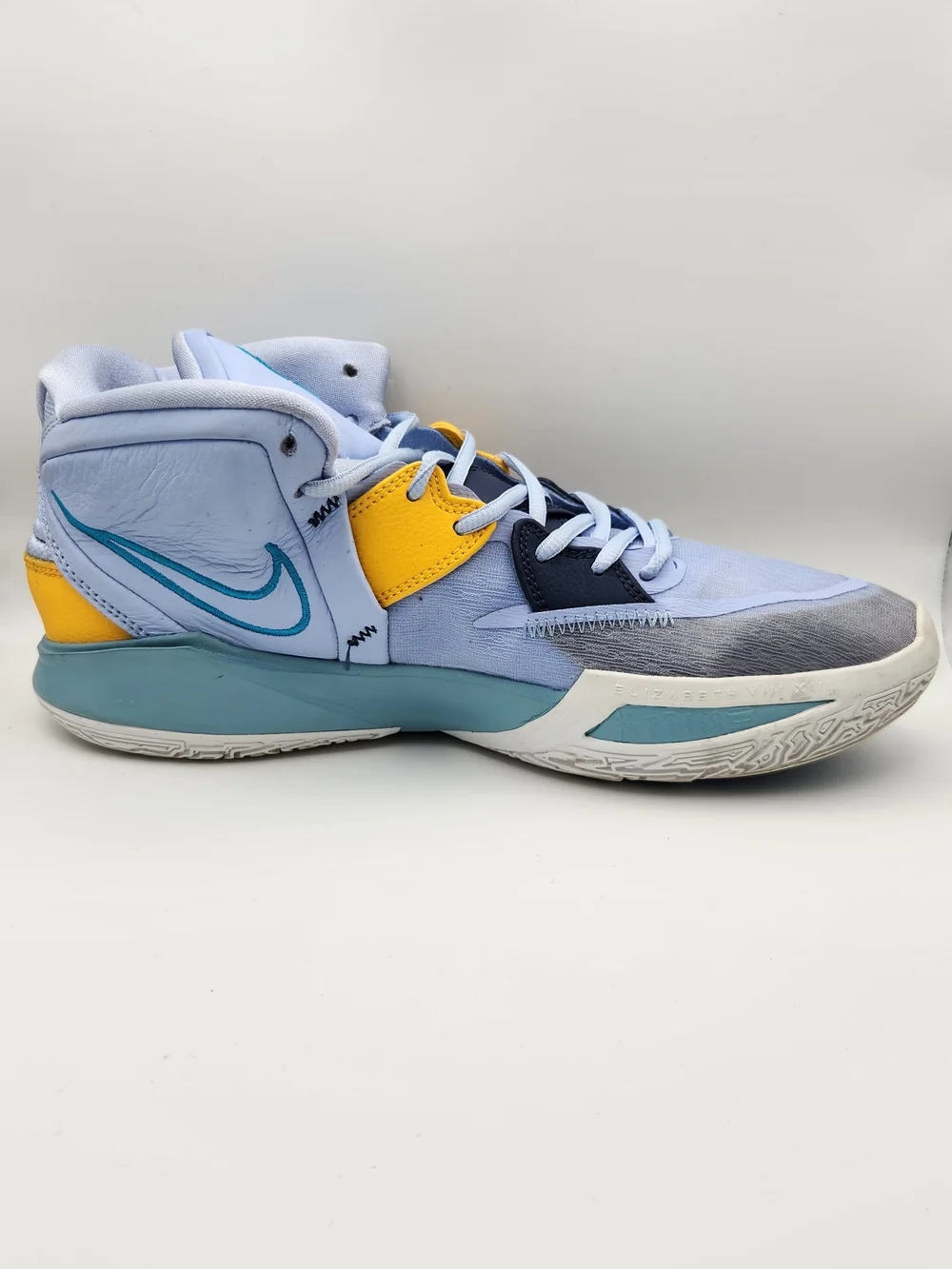 Nike Kyrie Infinity Light Marine/Laser Blue Mens Basketball Shoes 2022 Size 11.5